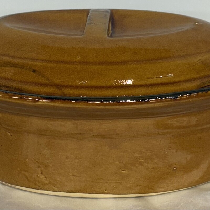 VtgFranceLiddedCasserole