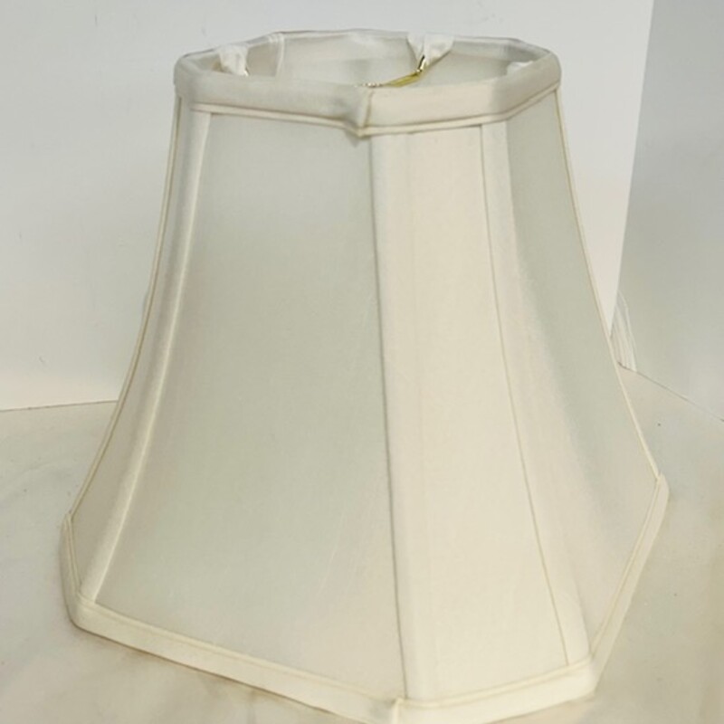 Royal Designs Silk Flare