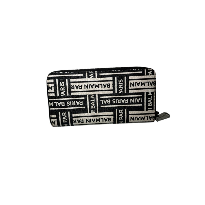 Balmain Zip Black White Wallet<br />
<br />
In very condition. Light marks to the corners.<br />
<br />
Does not have the original dust bag or box.
