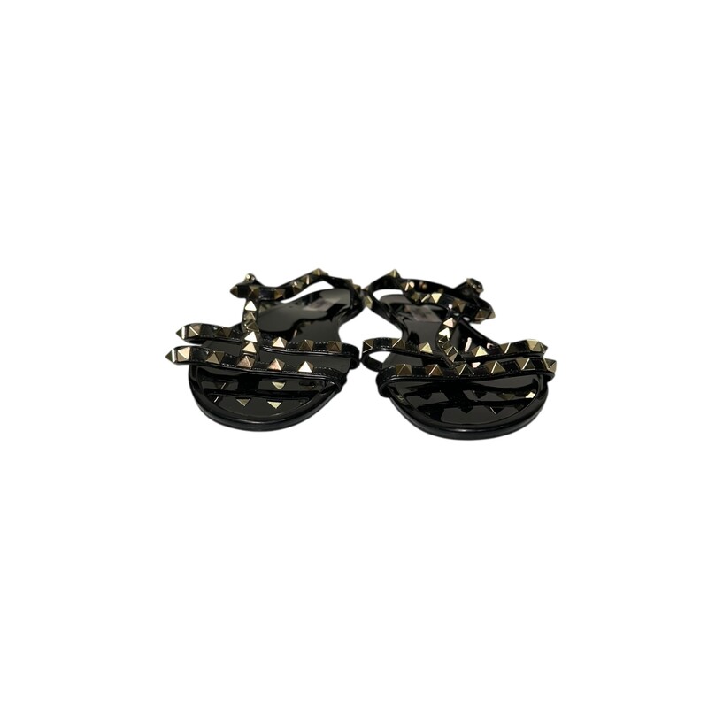 Valentino Rockstud Sandals Black<br />
<br />
Size: 40<br />
<br />
In very good condition. Wear to the bottoms of the soles.<br />
<br />
Does not come with the original dust bag or box.