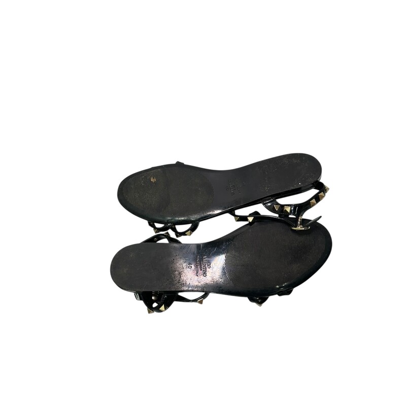 Valentino Rockstud Sandals Black<br />
<br />
Size: 40<br />
<br />
In very good condition. Wear to the bottoms of the soles.<br />
<br />
Does not come with the original dust bag or box.