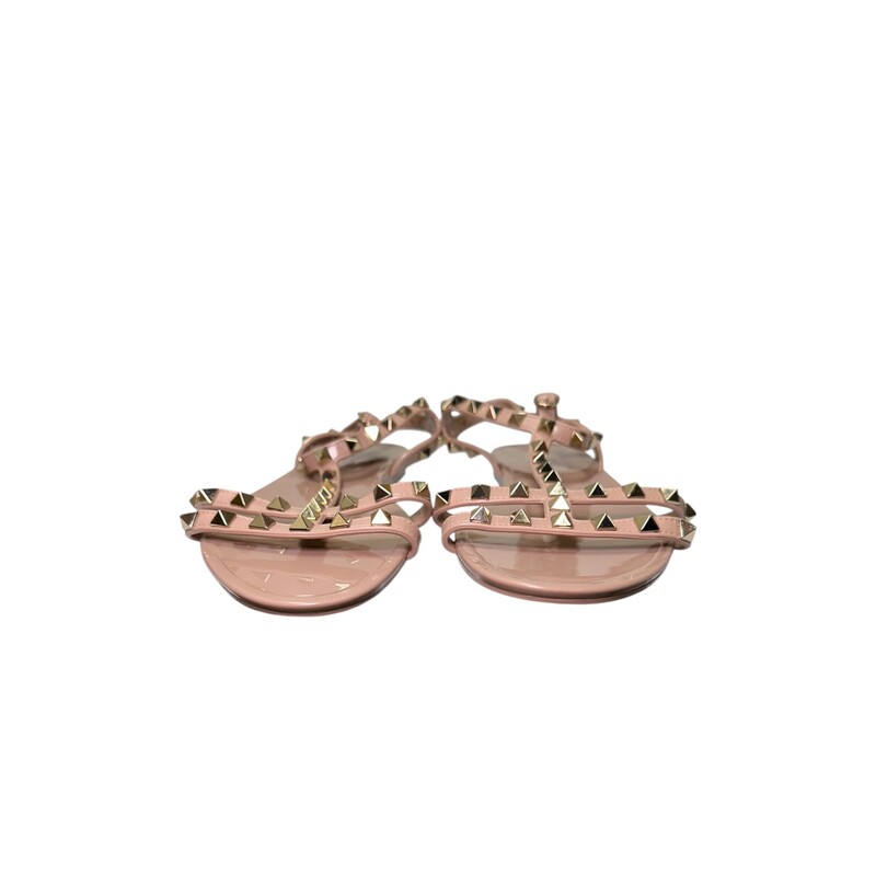 Valentino Rockstud Sandals Tan<br />
<br />
Size: 40<br />
<br />
In very good condition. Wear to the bottoms of the soles.<br />
<br />
Does not come with the original dust bag or box.