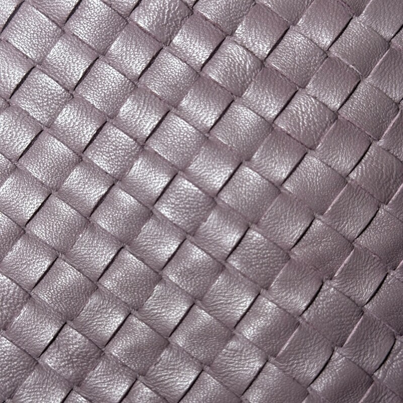 Bottega Veneta Cesta Large Tote Violet<br />
<br />
Code: B06626596R<br />
<br />
Dimensions:<br />
Base length: 15.00 in<br />
Longest length : 22.00 in<br />
Height: 12.00 in<br />
Width: 9.00 in<br />
Drop: 8.50 in<br />
<br />
In very good condition. Light corner wear.<br />
<br />
Comes with the original dust bag. No box.