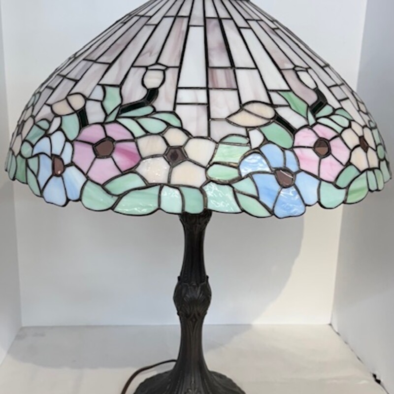 Tiffany Style Floral