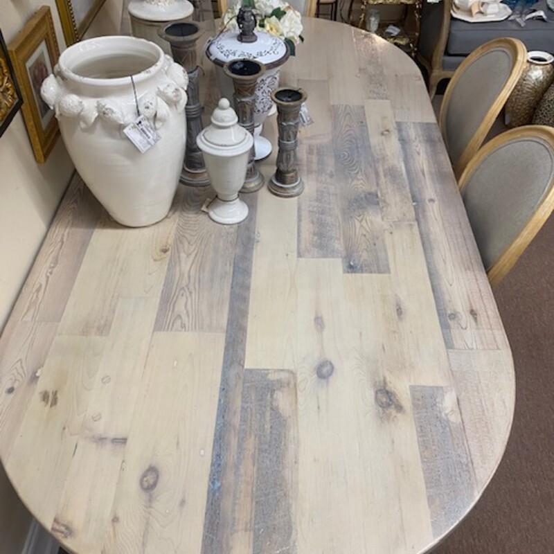 Reclaim Salvage Custom Table
Cream Grey Wood Top
White Double Pedastal Base
Size: 100x48X29H
Made from reclaimed wood in Cleveland.
Must see in person..Stunning!