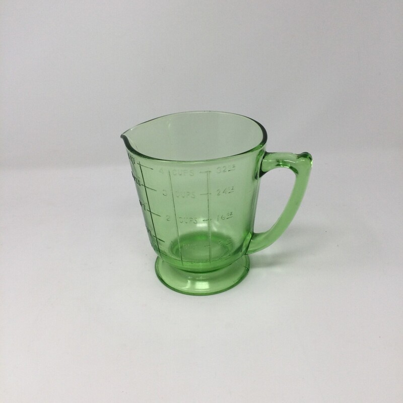 Vintage Green Glass 1QT Measuring cup, Green, Size: 6in