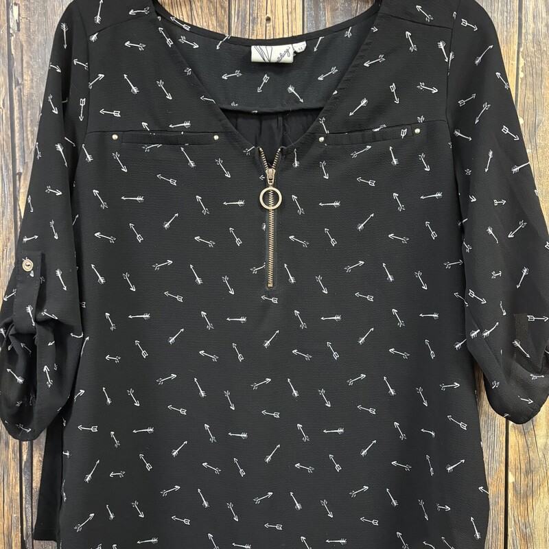 Black Arrow Top, Size: M