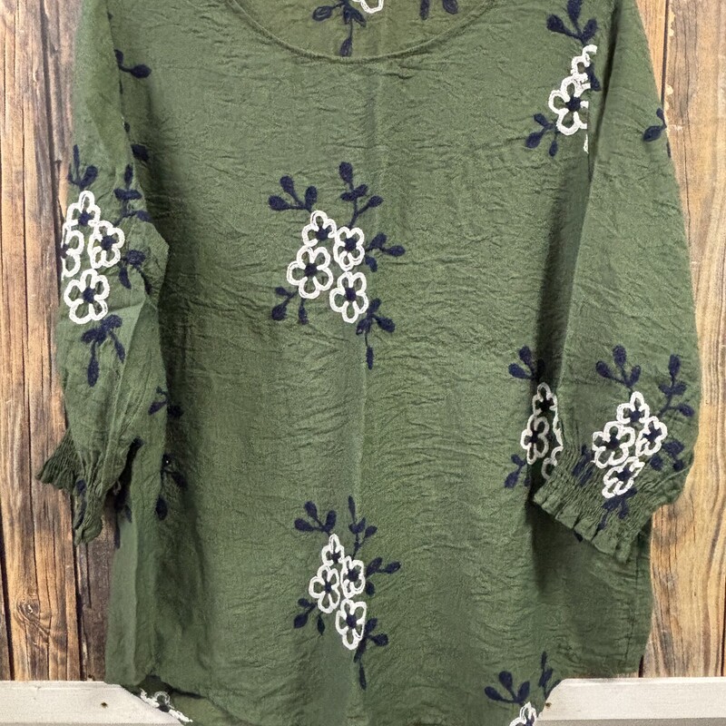 Green White Floral Top, Size: L
