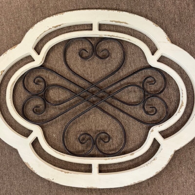 Wood MetalScrollMedallion
