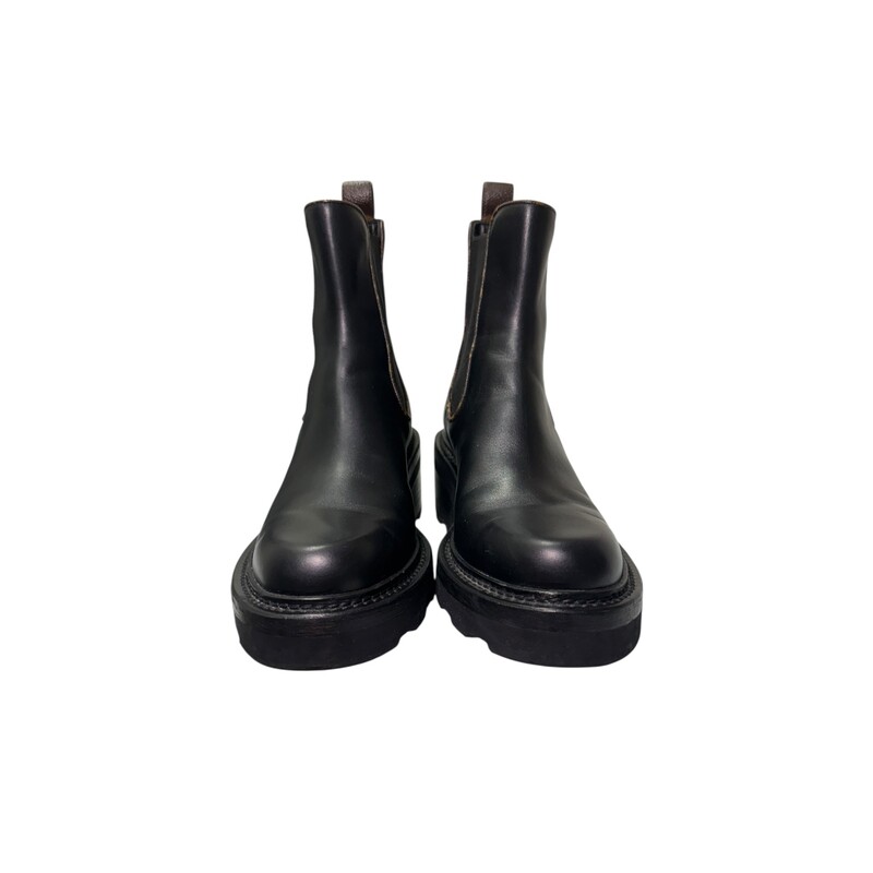 Louis Vuitton Uniformes BeauBourg Leather Monogram Boots<br />
<br />
Size:37<br />
<br />
Date Code: NL0253<br />
<br />
In very good condition. Minor distressing and minor scuffs of the leather.<br />
<br />
Does not come with original dust bag or box.