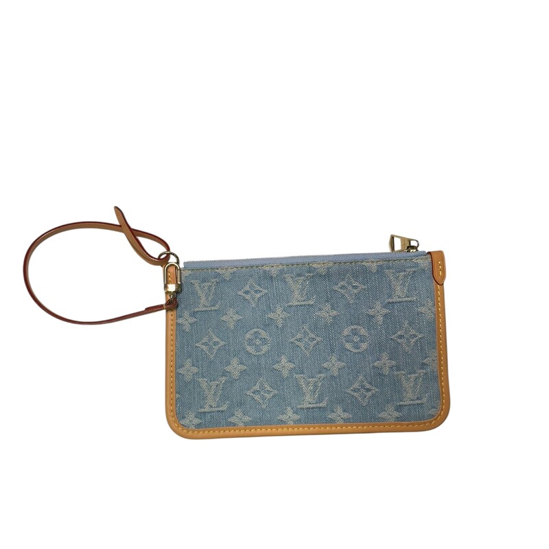 Louis Vuitton Carryall PM Monogram Denim<br />
<br />
Code: Chipped<br />
<br />
Dimensions:<br />
Length: 11 in<br />
Height: 9.5 in<br />
Width: 5.25 in<br />
Drop: 16.5 in<br />
<br />
In very good condition. Light stain on front of bag. Comes with the tag and pochette.<br />
<br />
Comes with the original dust bag. No box.