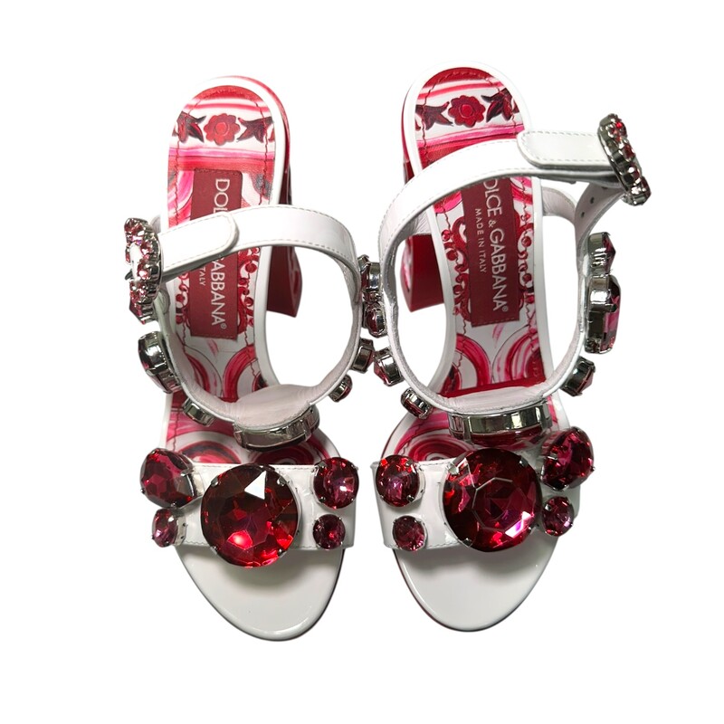 D&G Jeweled Tile Print Patent White Pink<br />
<br />
Size 36<br />
<br />
In excellent condition.<br />
<br />
Does not come with the original dust or box.