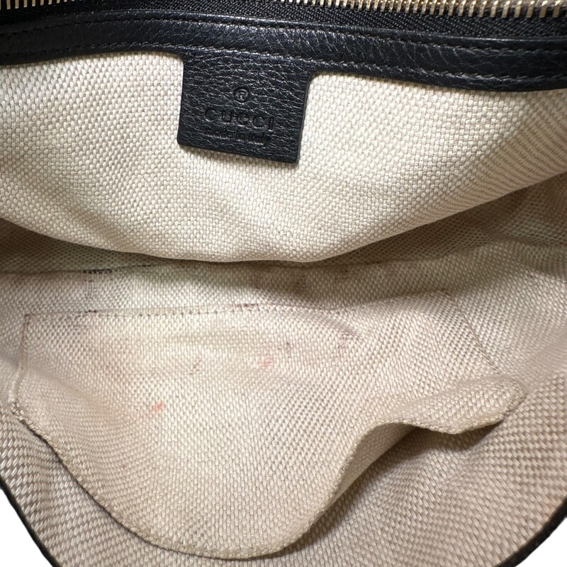 Gucci Soho Black Tassel Crossbody<br />
<br />
Style Code: 33675 213317<br />
<br />
Dimensions: 10 L x 6 H inches<br />
<br />
In very good coniditon. Some minor corner wear and interior marks.<br />
<br />
Does not come with original dust bag or box.