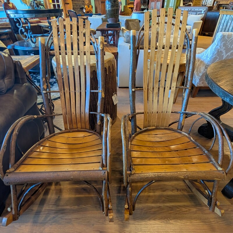 Rocking Chair Amish, Hickory, Bentwood<br />
24w x 32d x 44h