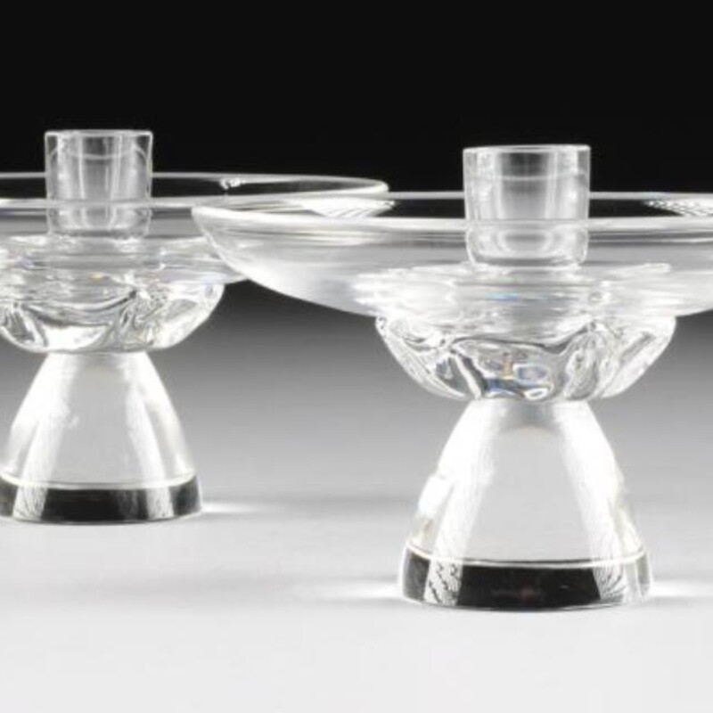 2 Steuben Pedestal CHolds