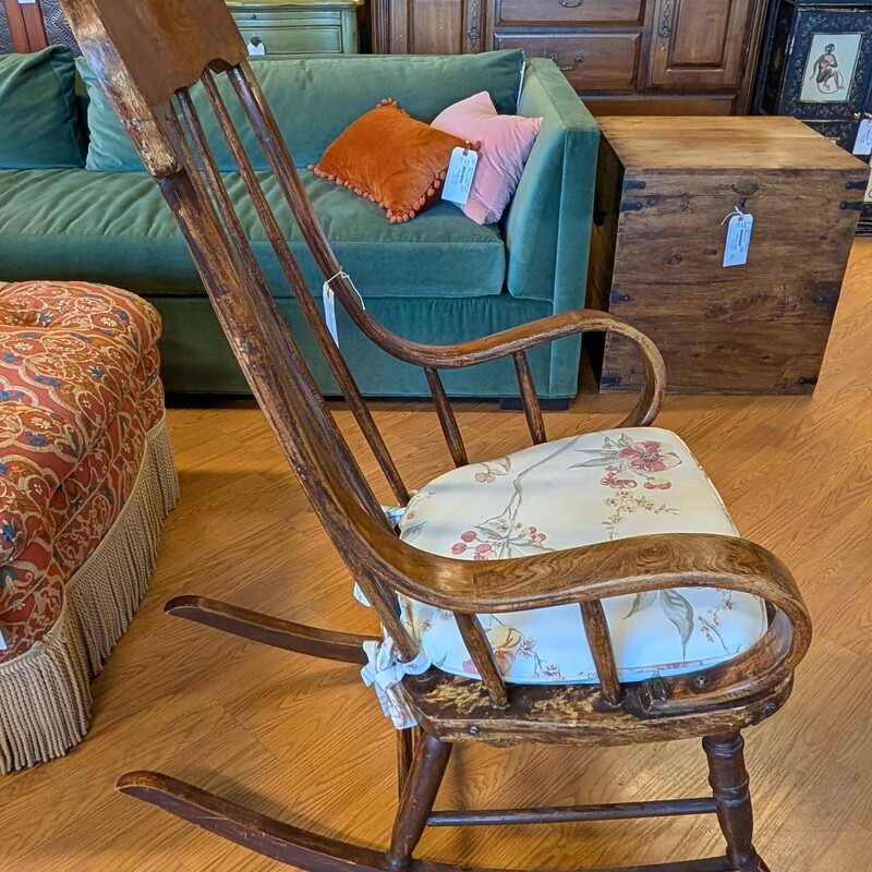Antique Rocking Chair, Country, Pine
25 x 31 x 42h