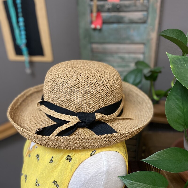 Straw Hat Blk Bow
