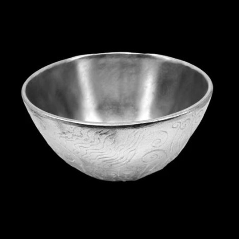 Don Drumm Large Festive Bowl
Silver Size: 9 x 5.5H
Retails: $168