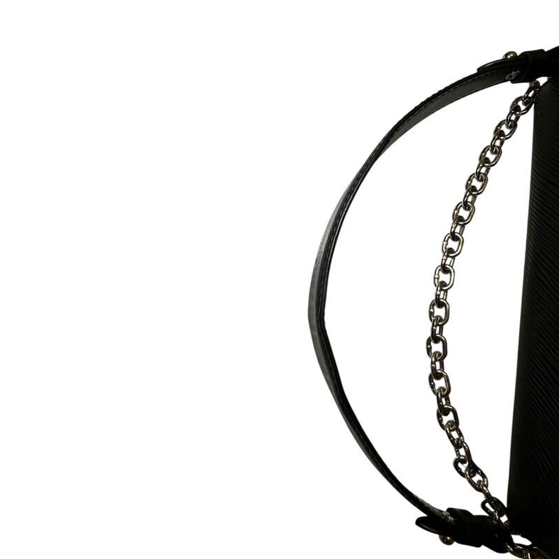Louis Vuitton Twist Epi MM Black<br />
<br />
Date Code: AR4185<br />
<br />
Dimensions:<br />
9.1 x 6.7 x 3.7 inches<br />
(Length x Height x Width)<br />
<br />
In very good condition. Scratching to the hardware.<br />
<br />
Comes with the original dust bag. No box.