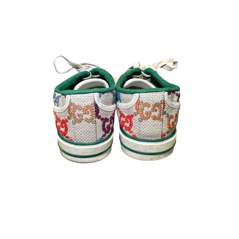 Gucci Psychedlic Tennis 1977 Multicolor Sneakers<br />
<br />
Size 6+M<br />
<br />
In good xondition. Wear throughout the sneakers. Scuffs and marks. Deformed a bit around the ankles.<br />
<br />
Does not come with the original dust bag or box.