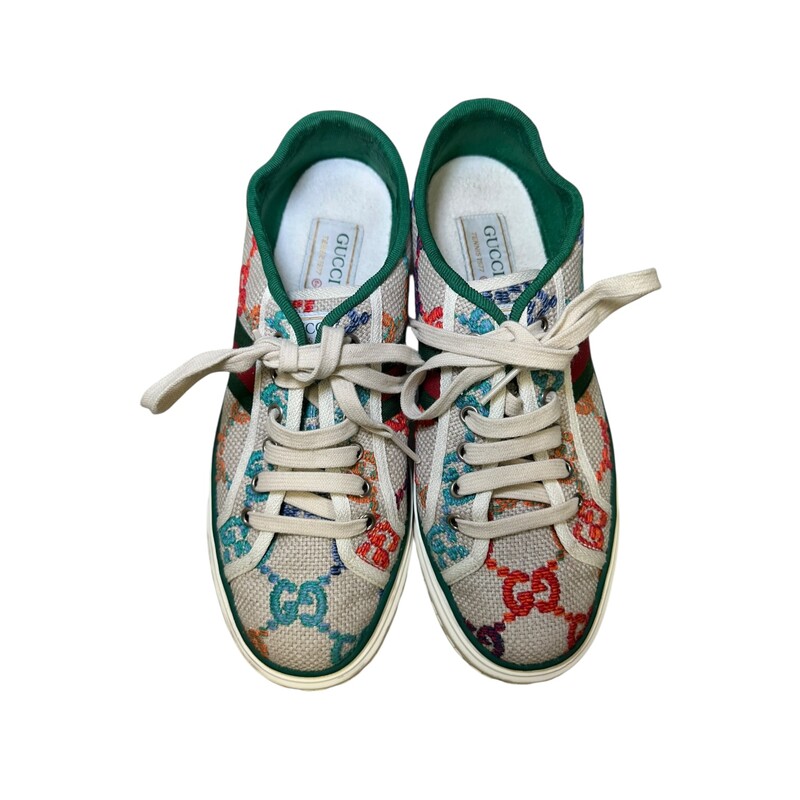 Gucci Psychedlic Tennis 1977 Multicolor Sneakers<br />
<br />
Size 6+M<br />
<br />
In good xondition. Wear throughout the sneakers. Scuffs and marks. Deformed a bit around the ankles.<br />
<br />
Does not come with the original dust bag or box.