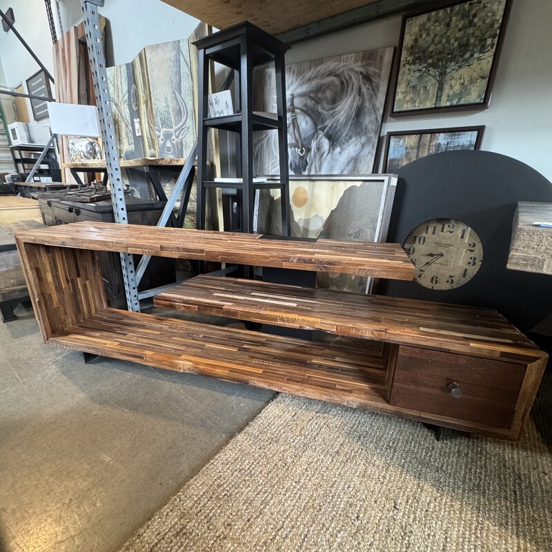 WE Staggered Grid Console