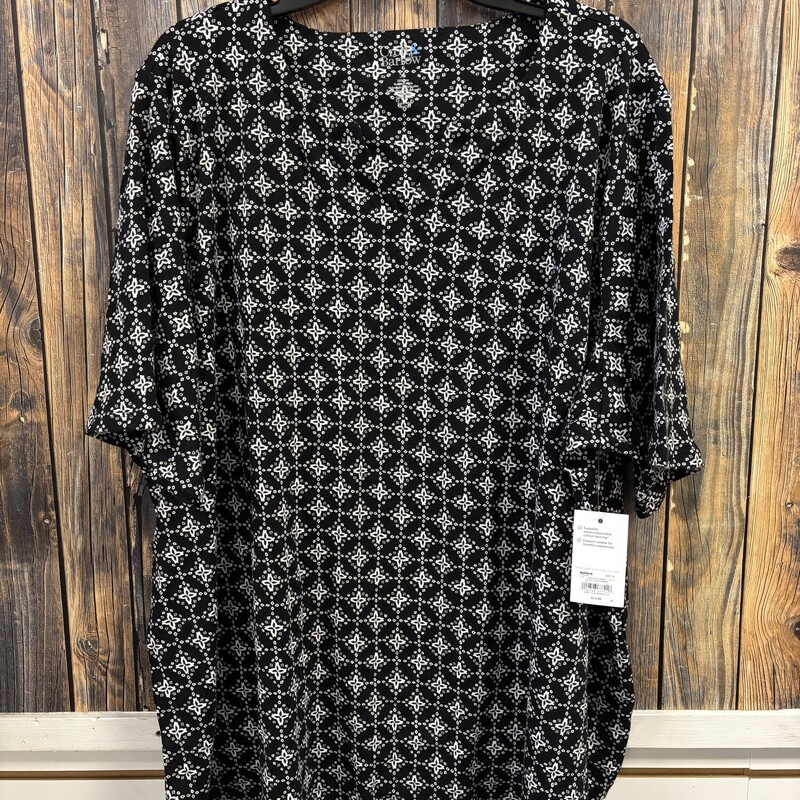 NWT Black Geometric Top, Size: 3X