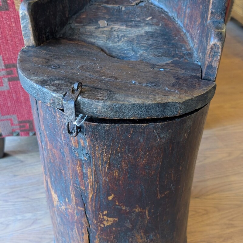 Kubbestol From Tree Trunk