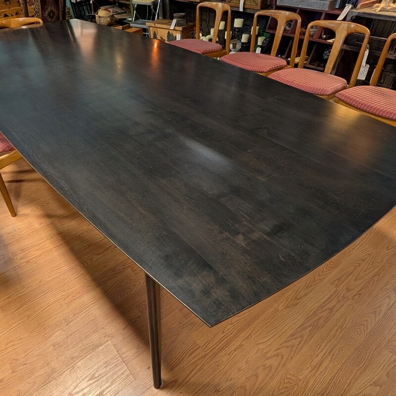 Room & Board 10ft Oval