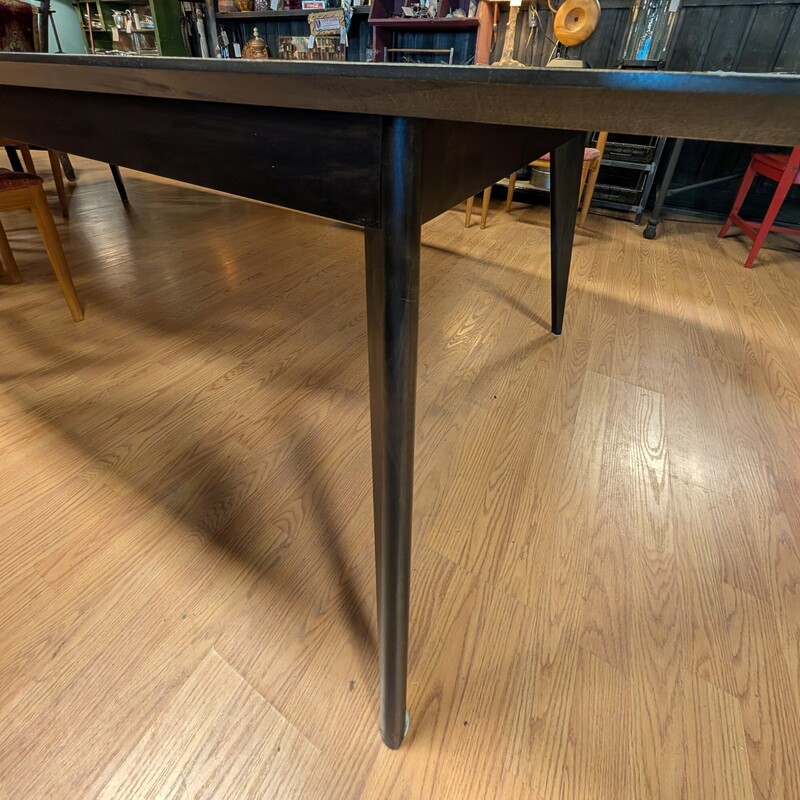 Room & Board 10ft Oval, Slant Legs<br />
49w x 120 x 29h