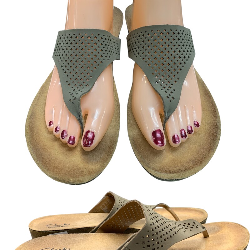 Clarks, Brown, Size: 10