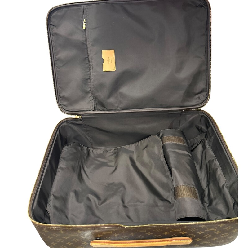 Louis Vuitton Monogram Pegase 50 Rolling Suitcase<br />
<br />
2 Wheels<br />
<br />
Date Code:SR0068<br />
<br />
Dimensions: 21 L x14 H inches<br />
<br />
In very good condition. Moderate scuffs on  leather trims and handles.<br />
<br />
Does not come with original dust bag or box.<br />
<br />
<br />
Does not come with original dust bag or box. Comes with the lock but no keys .