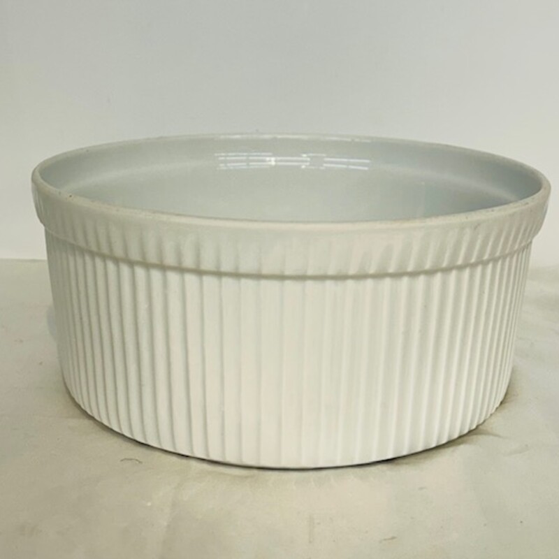 Alpico Round White Baker