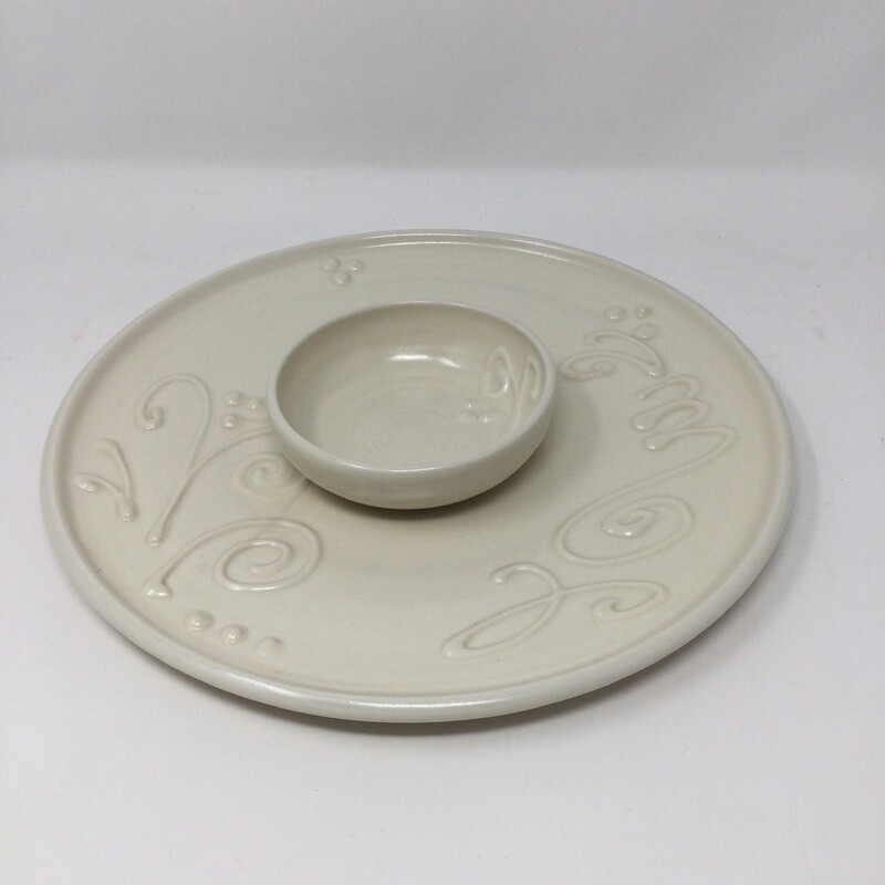 Pottery Platter signed by artisan, Cream