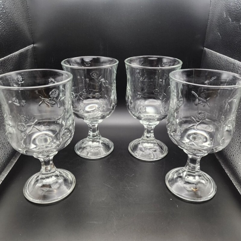 4 Floral Hocking Goblets