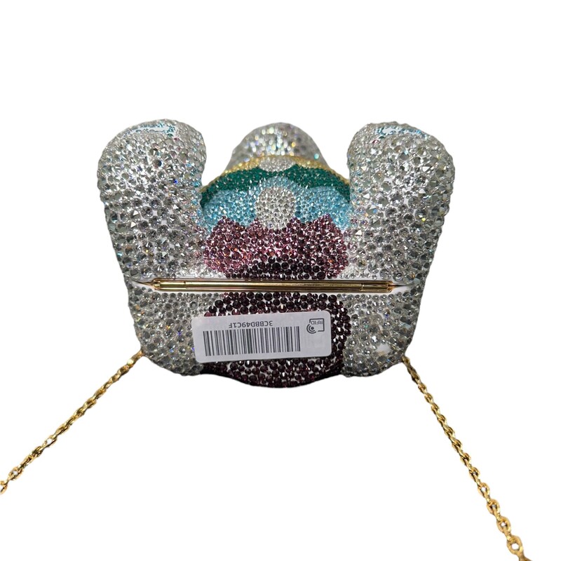 Gucci Teddy Bear Minaudière Handbags<br />
<br />
In excellent condition. New with the tag.<br />
<br />
Comes with the original dust bag and box.<br />
<br />
The GG style minaudière, shaped like a teddy bear, features silver-toned and black brass, adorned with hand-applied clear and black crystals. This version showcases resin eyes that gleam in a rich brown. Enhancing its luxurious appeal, a gold-toned Interlocking G chain strap complements the bag. The inside offers room for essentials, presented in a refined creamy-white shade.