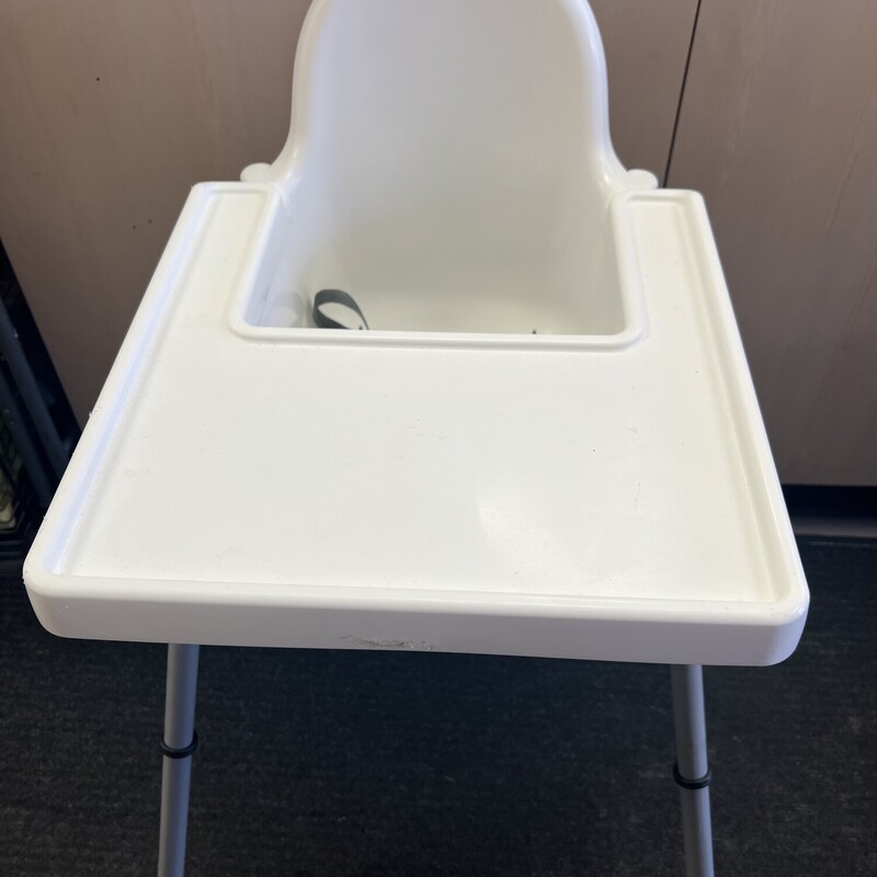 Ikea Antelop Highchair, White, Size: Pre-owned