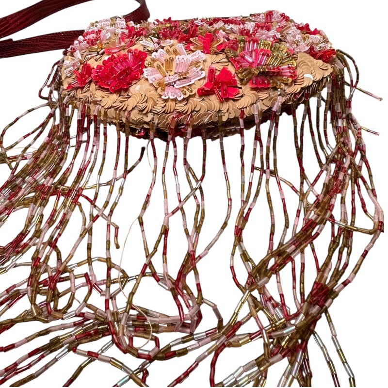Valentino Beaded Floral Vintage Bag<br />
<br />
Dimensions: 6 L x 8 H inches<br />
<br />
In very good condition. Some minor interior marks.<br />
<br />
Comes with the original dust bag. No Box