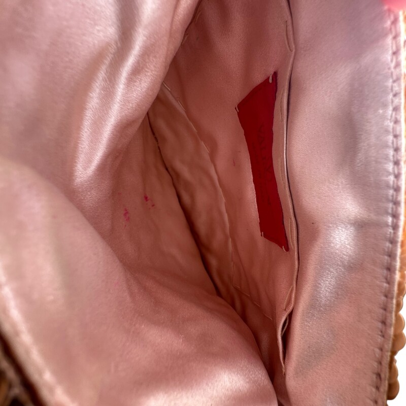Valentino Beaded Floral Vintage Bag<br />
<br />
Dimensions: 6 L x 8 H inches<br />
<br />
In very good condition. Some minor interior marks.<br />
<br />
Comes with the original dust bag. No Box