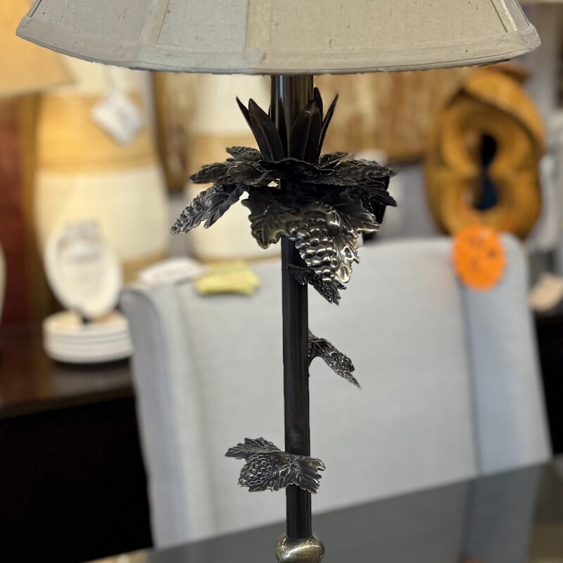 Metal Leaf Detail Lamp