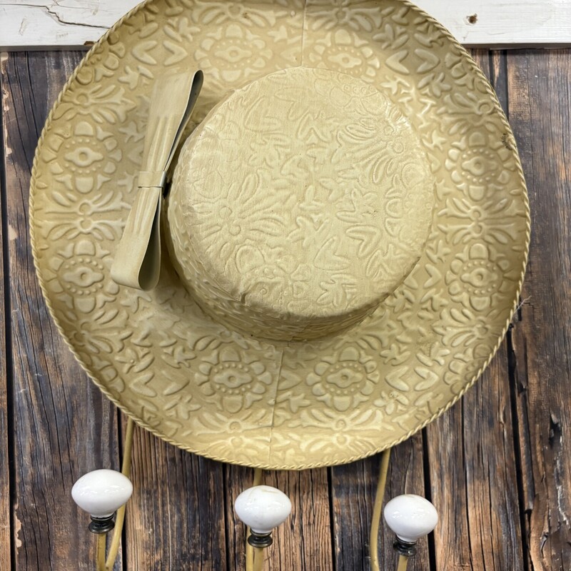 Hat Rack W/ 3 Hooks, Size: 14 In