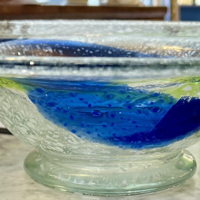 Bowl Art Glass Signed,
Size: 13Rx4H