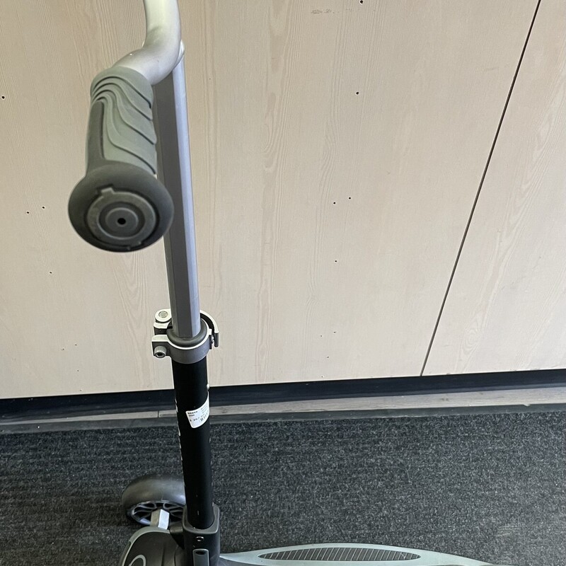 Globber Ultimate Scooter
