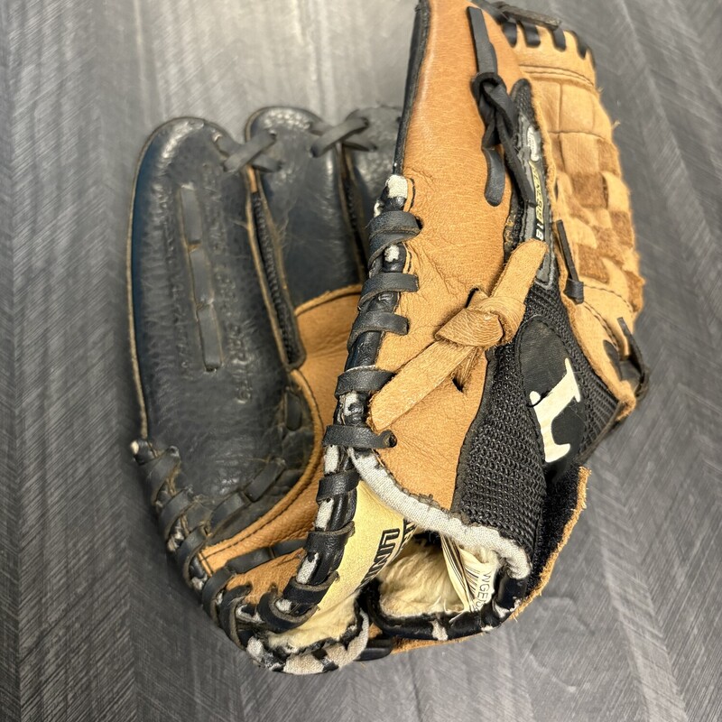 Louisville Slugger Glove