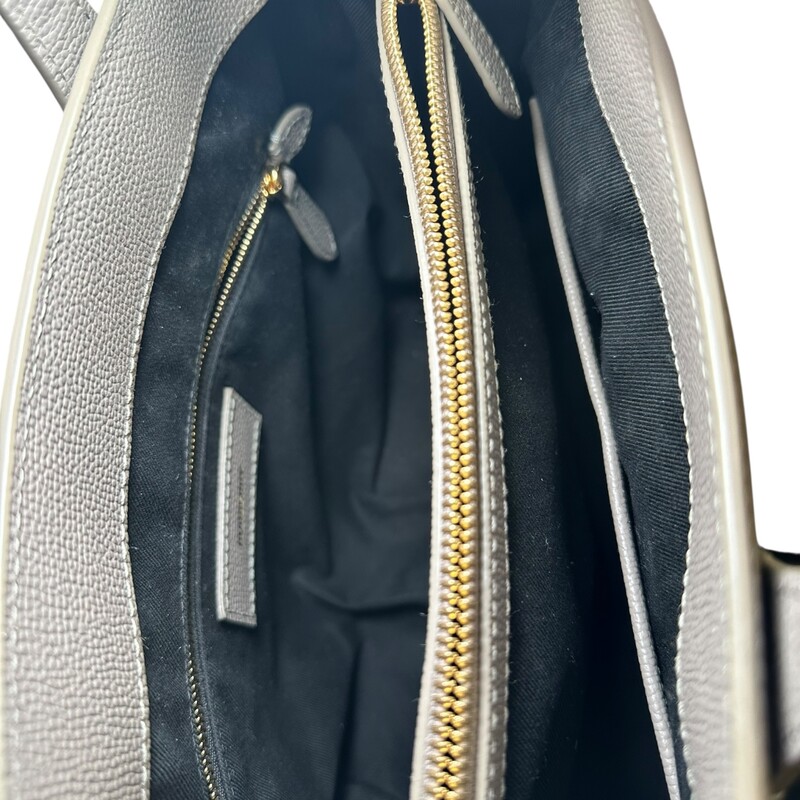 Burberry Banner  Check Tote With Crossbody strap<br />
<br />
Serial Code:CNSUPLEA5DON<br />
<br />
Dimensions:  12 L x 10 H inches<br />
<br />
In very good condition. Some minor corner wear.<br />
<br />
Comes with original dust bag. No box.