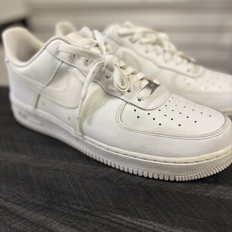White Air Force 1s, Size: 11.5