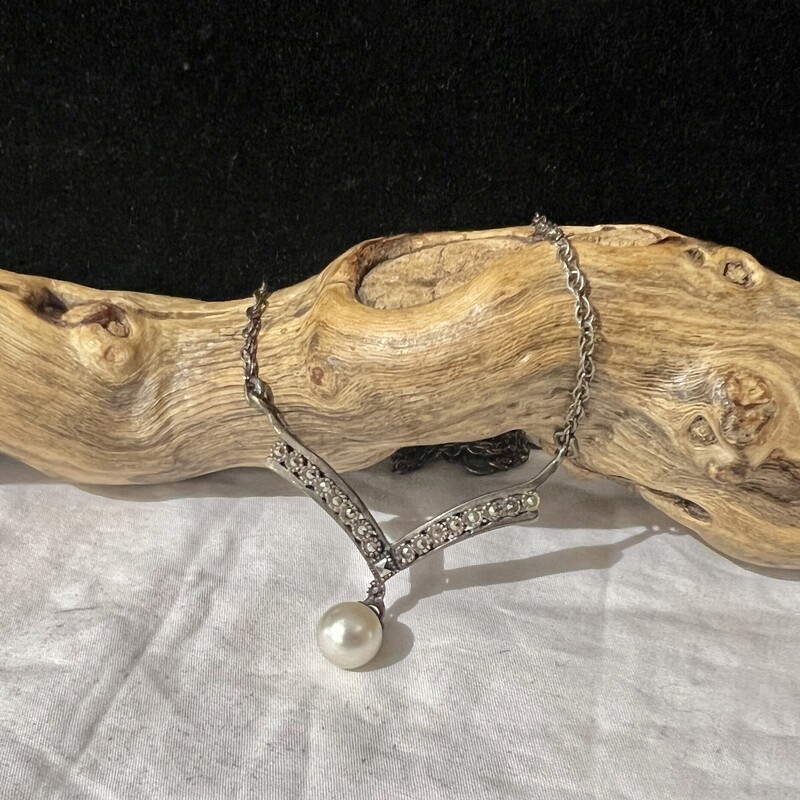 Sterling Marquasite V necklace