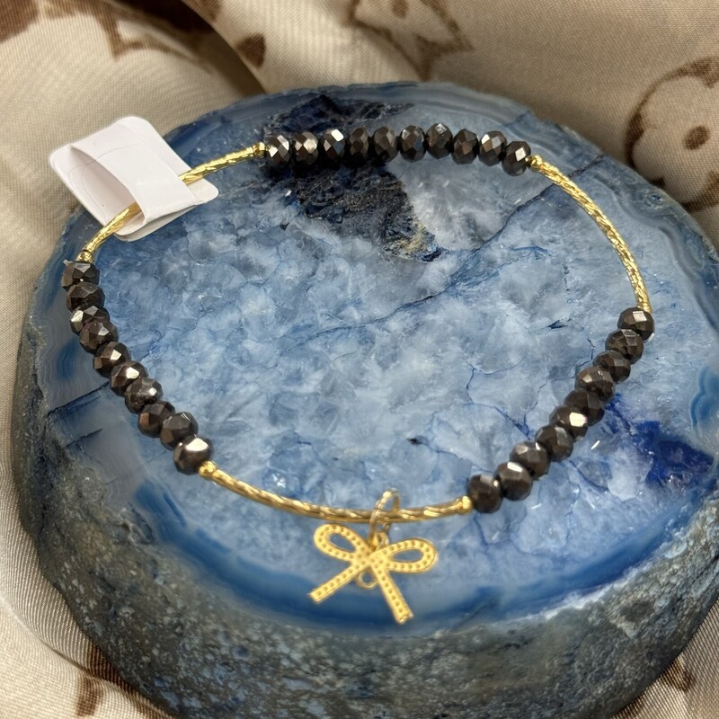 Beaded Bracelet- Bow
