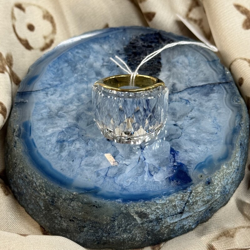 Rings Glass