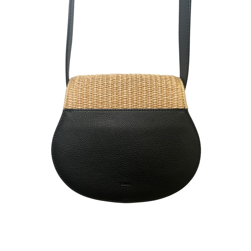 Chloe Marcie Raffia Straw Crossbody<br />
<br />
Serial Code:02.24.45.65<br />
<br />
Dimensions: 7.5W x 7H inches<br />
<br />
In excellent condition. Like new.<br />
<br />
Comes with the original dust bag and box.